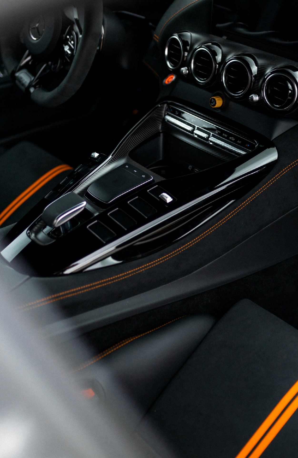 Nationwide Delivery & Flexible Logistics