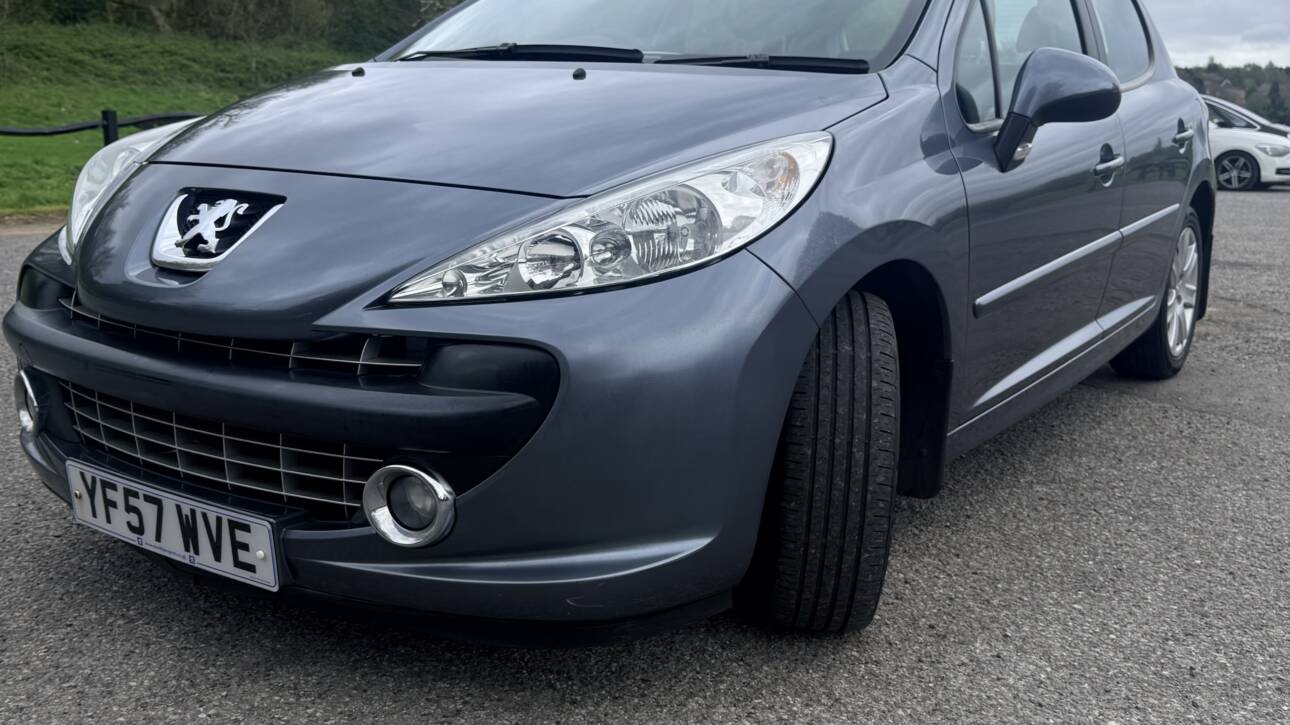 Peugeot 207